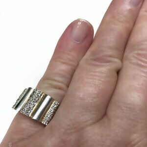 BOLD Vintage 14K YG/WG Gold & Diamond .26ct Ring 10.66 Grams.